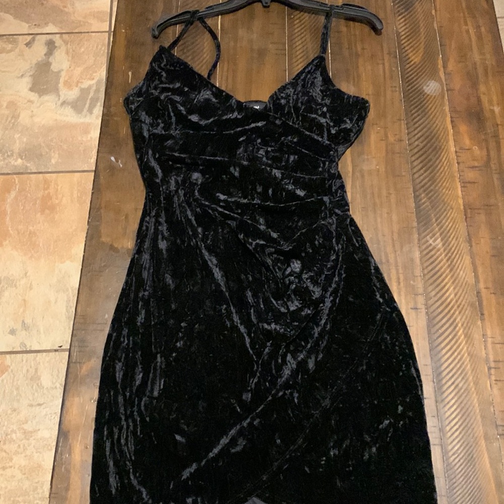 Velvet mini dress, good condition, size large